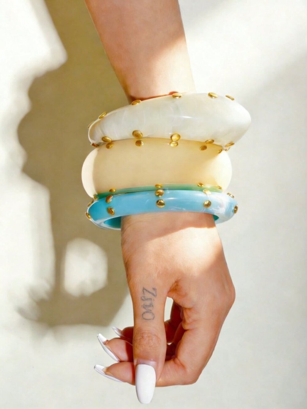 Multicolor contmeporary Women's Resin Semi-Transparent Bracelet Set